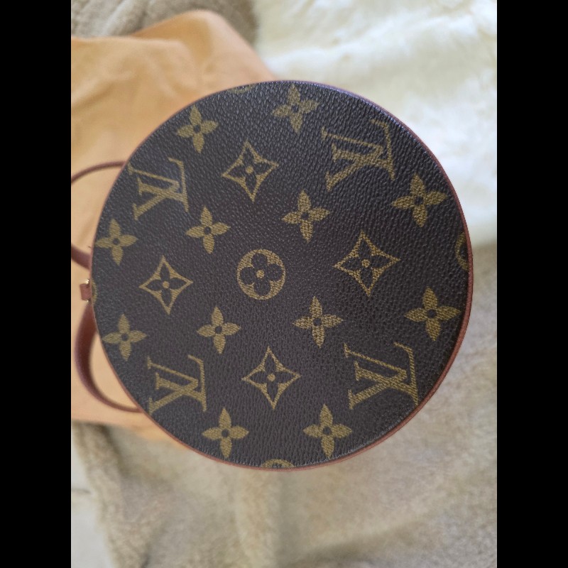 LOUIS VUITTON  Papillon圓筒包-8