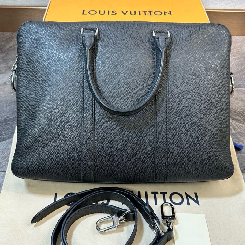 閒置新 未使用LV 路易威登 全皮公文包 手提單肩斜挎包 顆粒牛皮 有塵袋-2