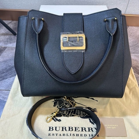 閒置新 未使用 Burberry 博柏利 buckle 方扣購物袋 手提單肩斜挎包