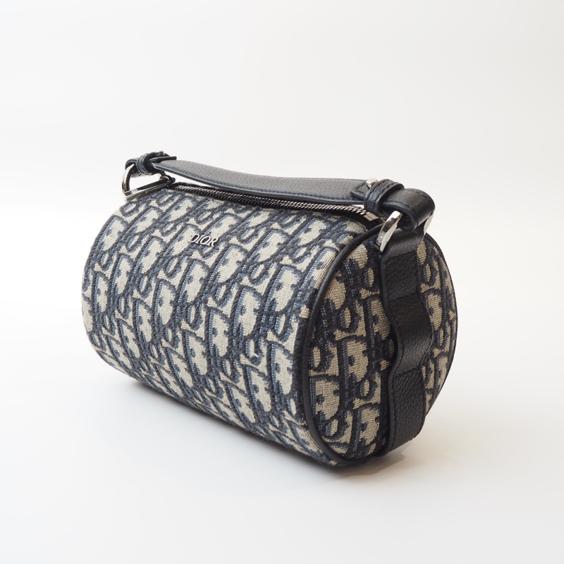 DIOR老花圓筒斜背包-1