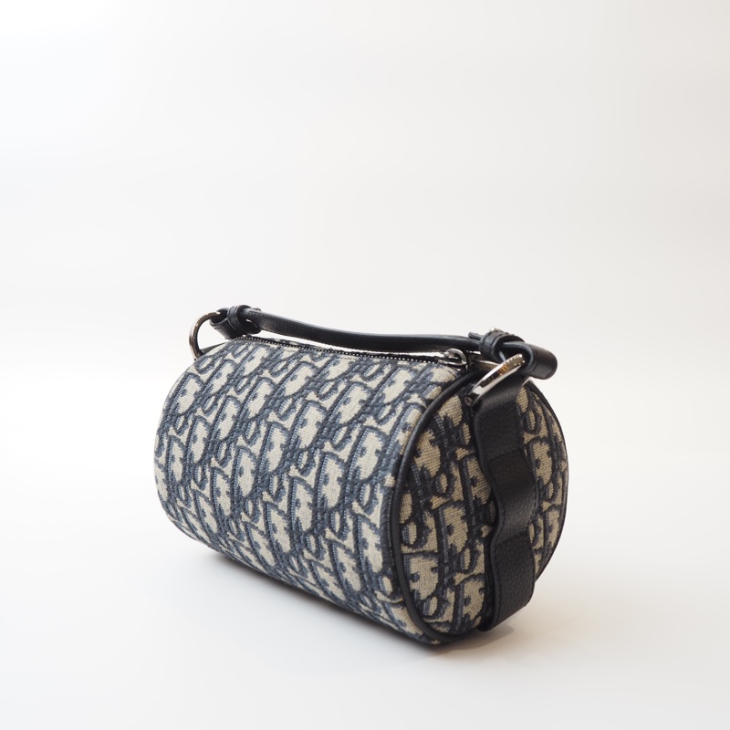 DIOR老花圓筒斜背包-11