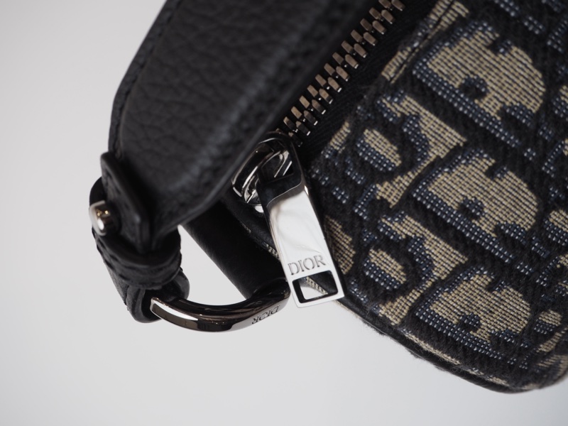 DIOR老花圓筒斜背包-19
