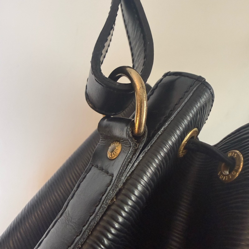 ✔️LOUIS VUITTON LV 路易威登 Epi Noe  水波紋水桶包／黑色-20