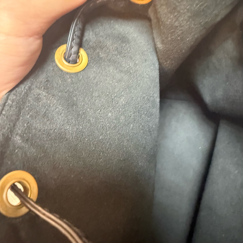 ✔️LOUIS VUITTON LV 路易威登 Epi Noe  水波紋水桶包／黑色-50