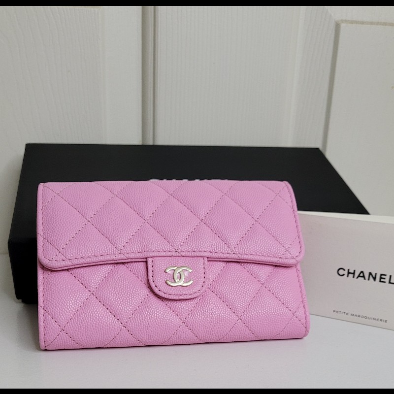 CHANEL🌸 限量櫻花粉 淡金釦 三摺中夾-1