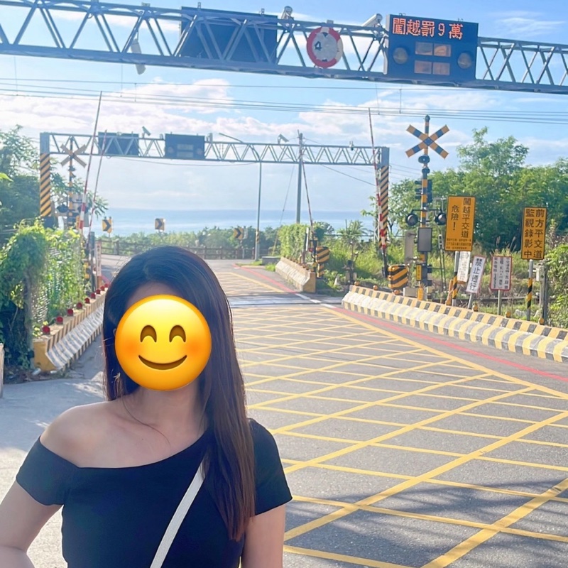 Bottega Veneta BV 小豬包(米白）-4