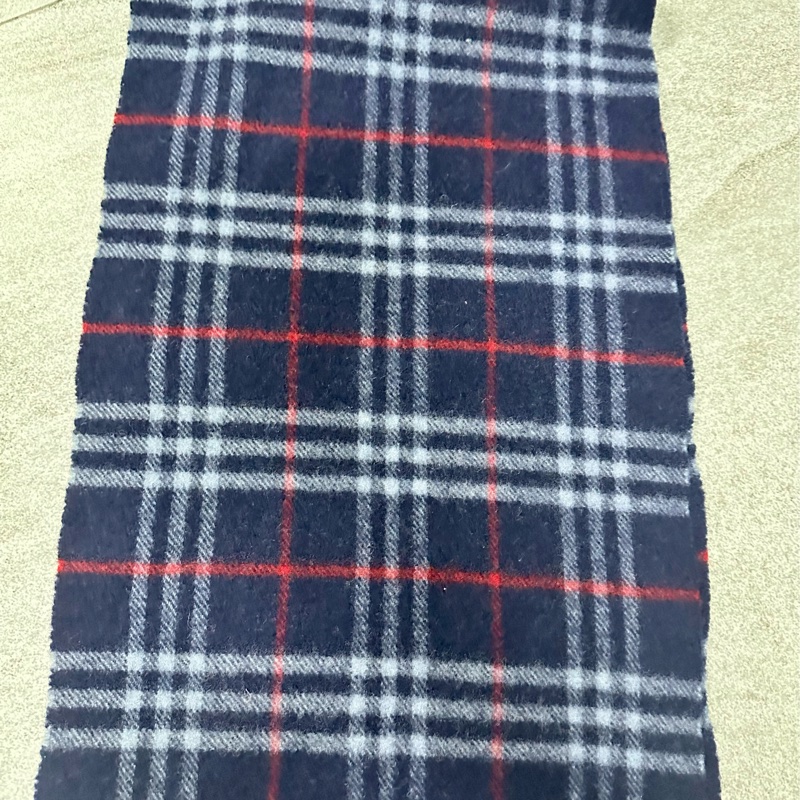 BURBERRY海軍藍格紋羔羊毛圍巾✨-17