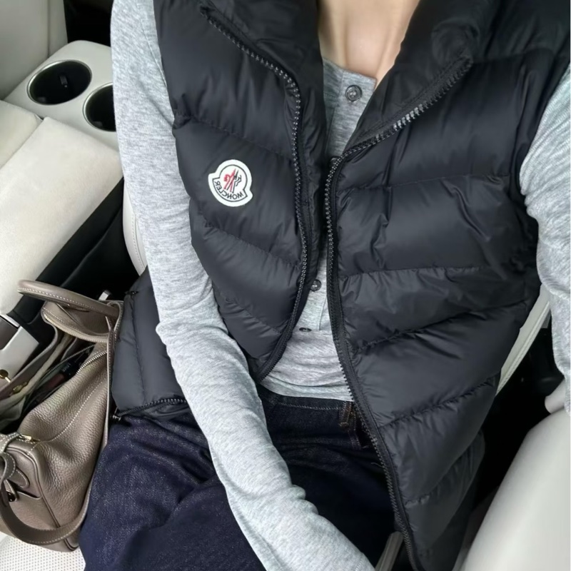 Moncler經典基本款黑色連帽羽絨背心外套-2