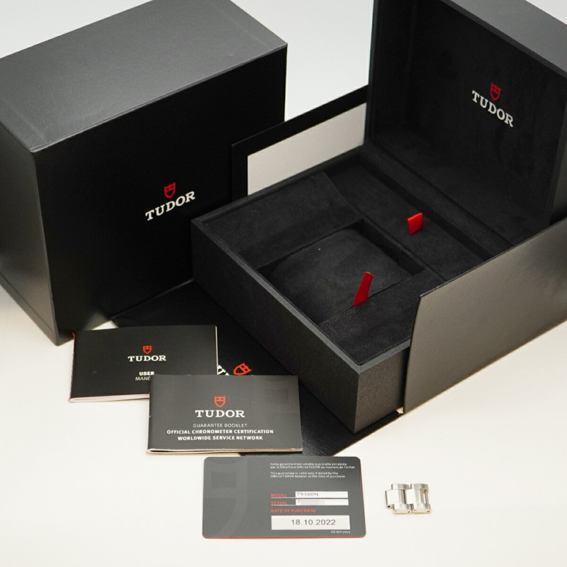 帝舵碧灣系列 79360N 銀色錶盤男士腕錶-8