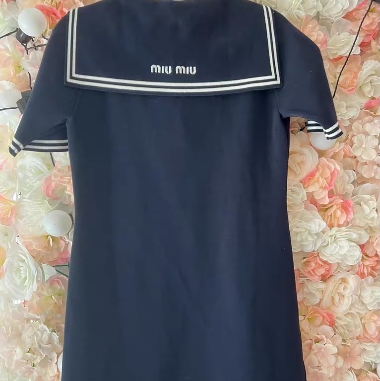 miumiu海軍連衣裙36碼有吊牌-1