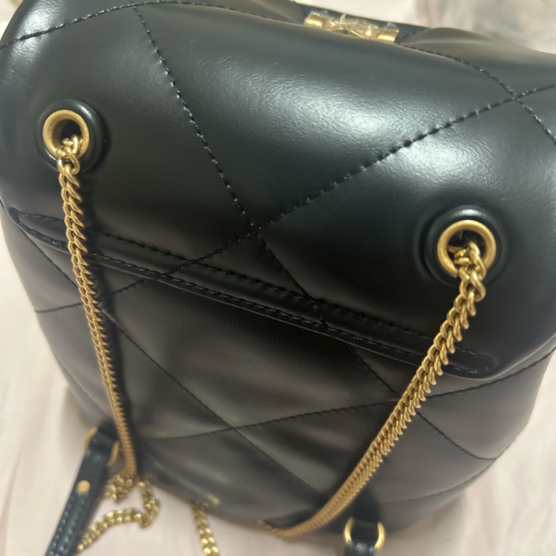 Tory Burch Kira 鑽石絎縫迷你背包/側背包-13