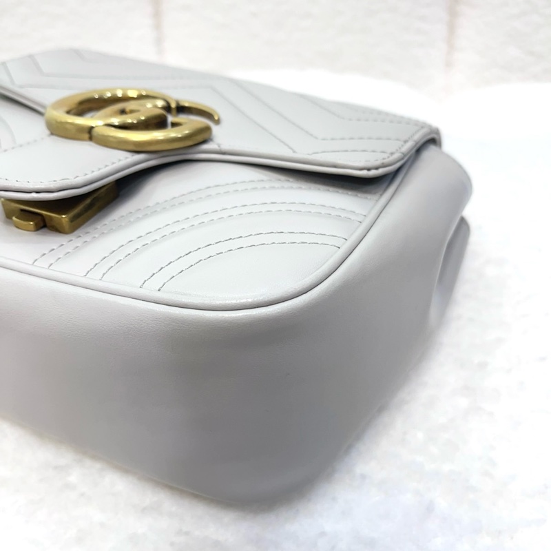 Gucci GG Marmont 馬夢灰色牛皮方胖鏈條側背包739682-8