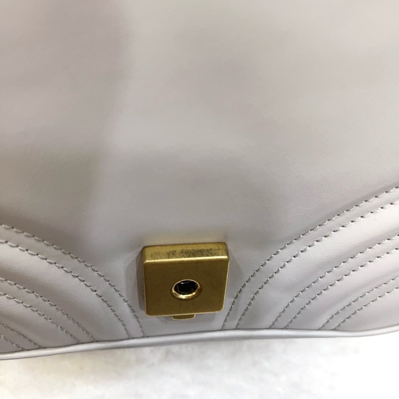 Gucci GG Marmont 馬夢灰色牛皮方胖鏈條側背包739682-19