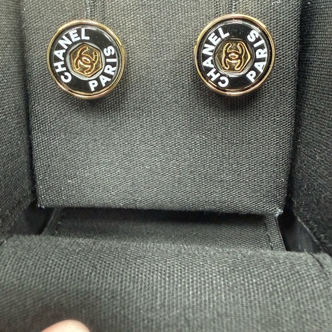 Chanel 經典配色耳環 全新閒置