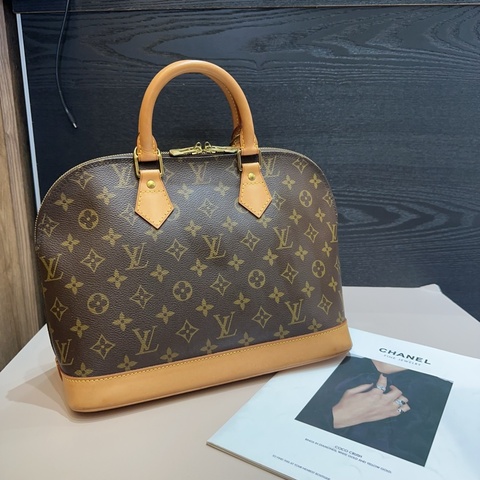LV 原花金釦Amla PM手提包