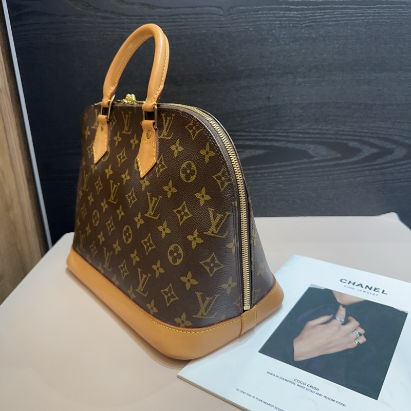 LV 原花金釦Amla PM手提包-3