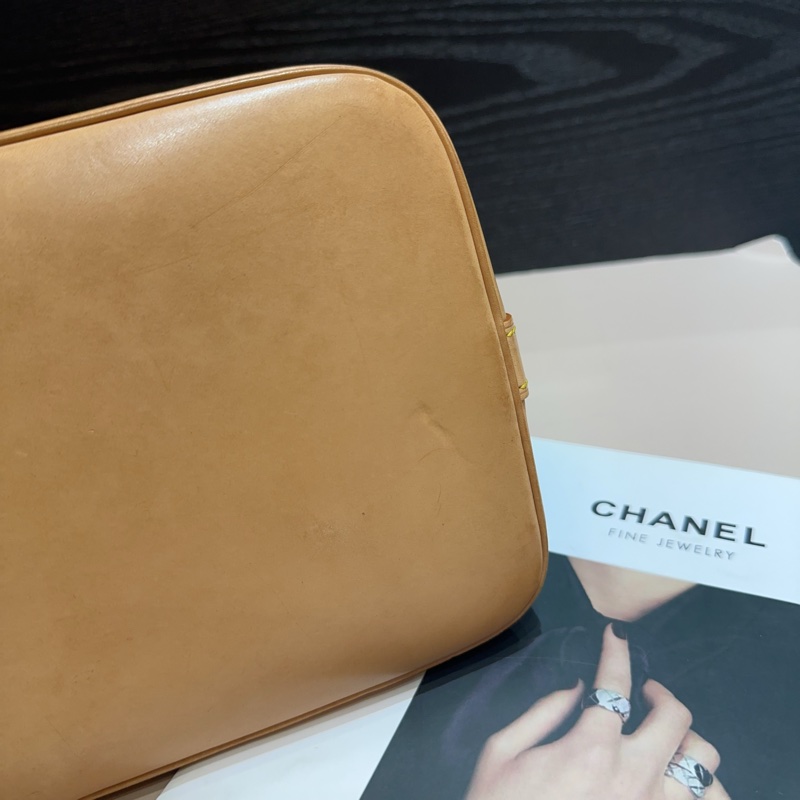 LV 原花金釦Amla PM手提包-9