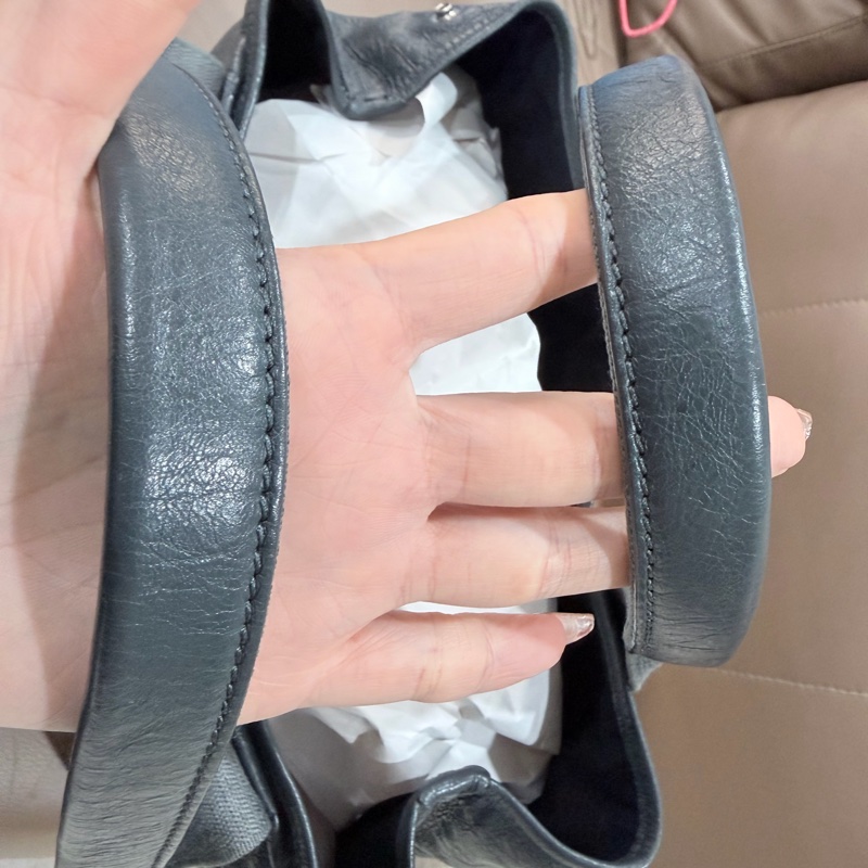 巴黎世家山羊皮托特包S-4