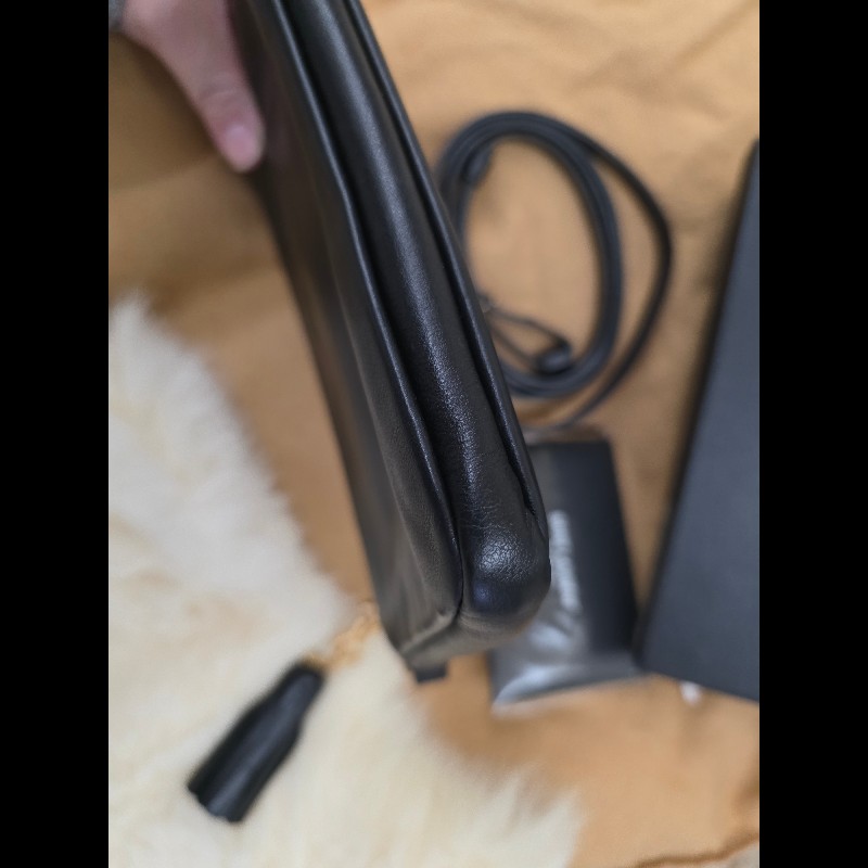 YSL TEEN 斜背皮革包-2