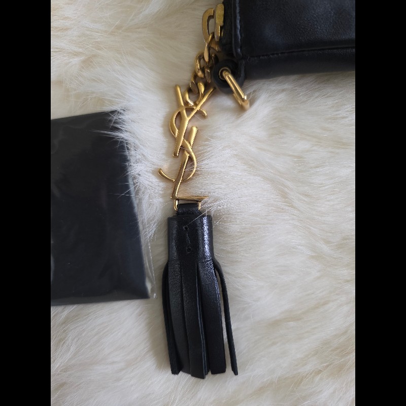 YSL TEEN 斜背皮革包-4