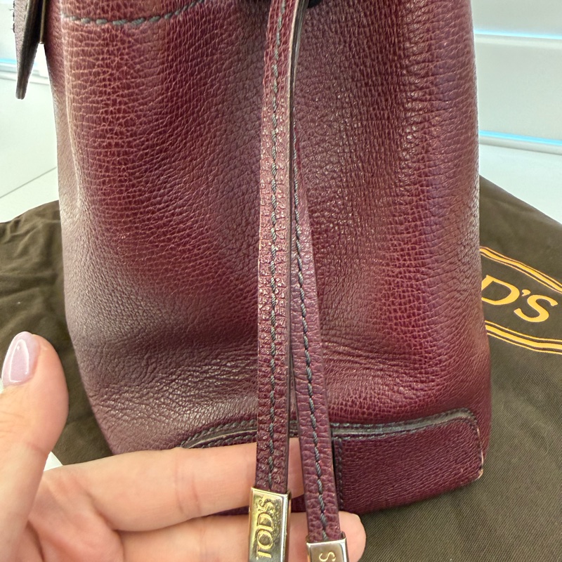 TOD’s紅酒色牛皮內麂皮手提包-6