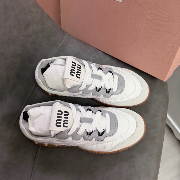 Miu Miu 女款 德訓鞋#35 36 36.5 37 37.5-1