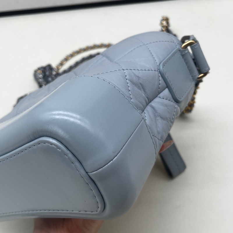Chanel • Gabrielle 霧霾藍流浪包 小號-6