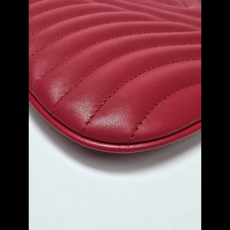 LV 紅色New Wave Zipped Pochette-4