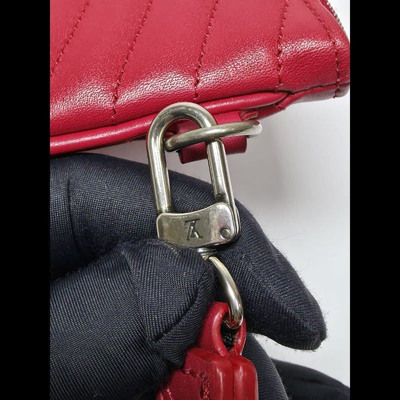LV 紅色New Wave Zipped Pochette-16