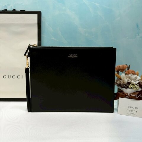 GUCCI 燙金Logo皮革手拿包