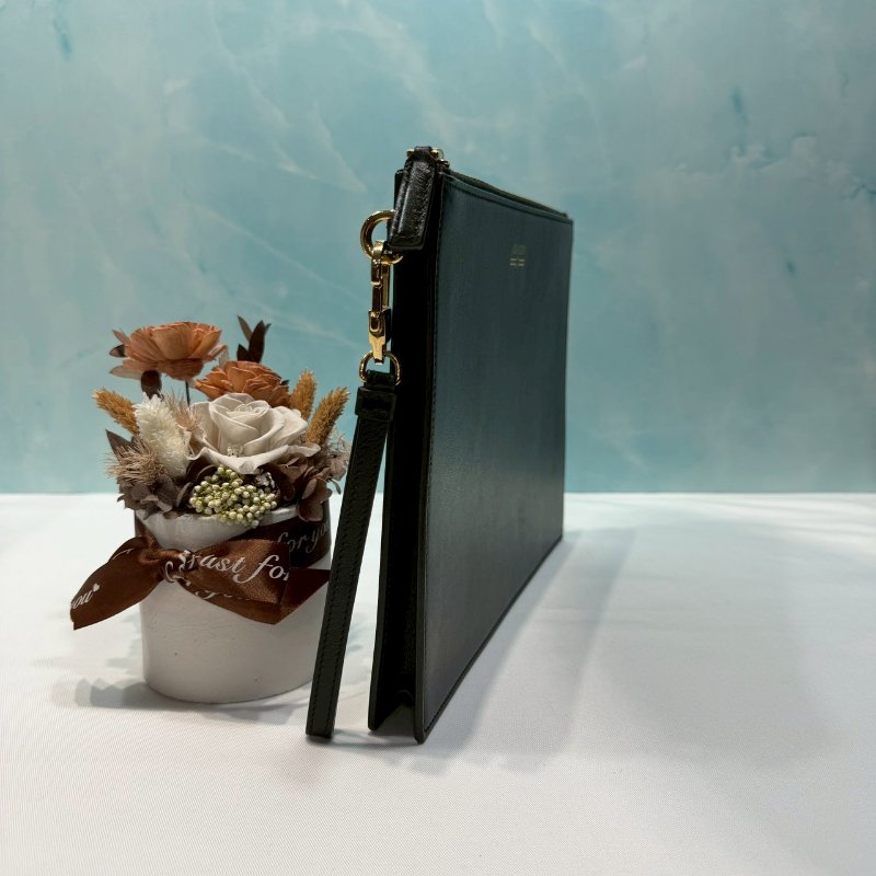 GUCCI 燙金Logo皮革手拿包-3