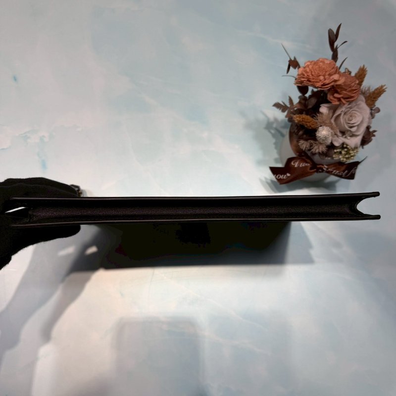 GUCCI 燙金Logo皮革手拿包-5