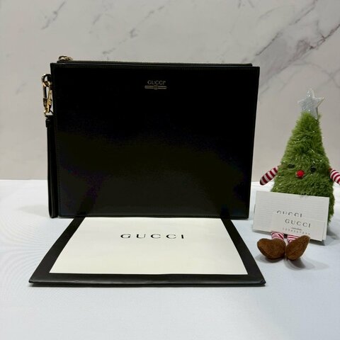 GUCCI 燙金Logo黑皮革手拿包