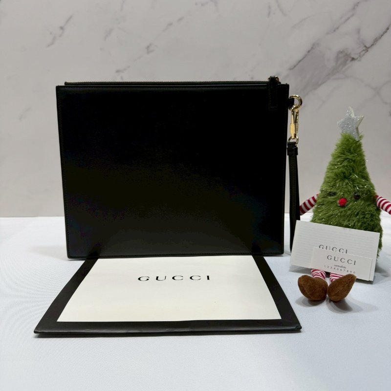 GUCCI 燙金Logo黑皮革手拿包-1