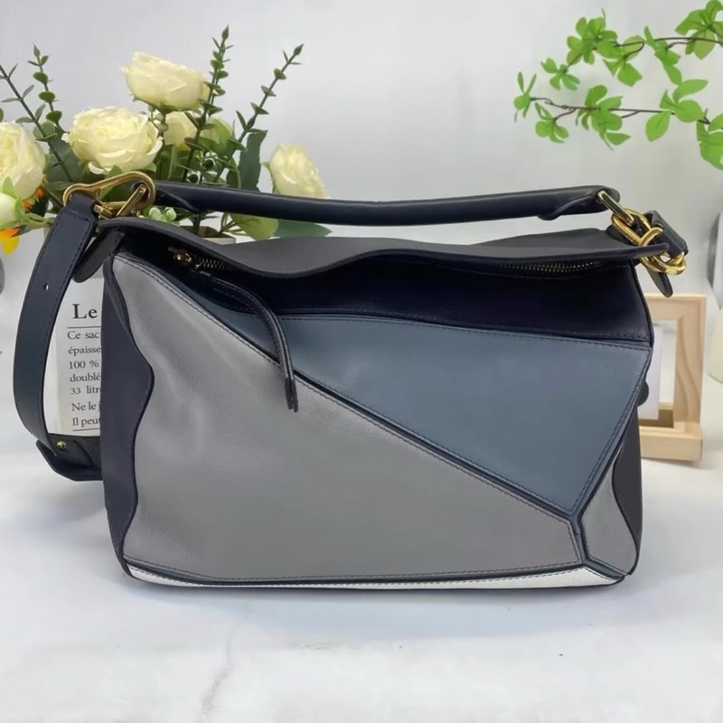 Loewe puzzle 藍色 牛皮中號-0