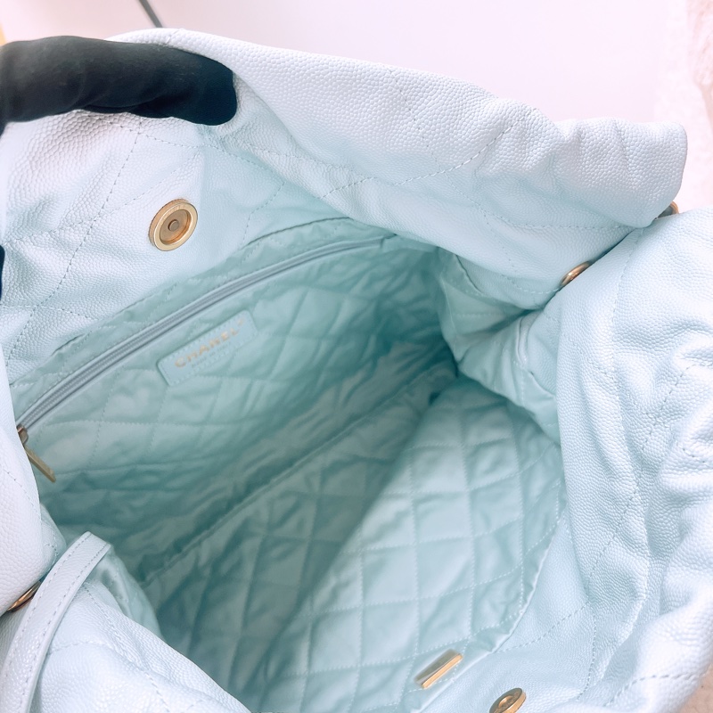 全新 Chanel 22 小號淺藍牛皮托特-9