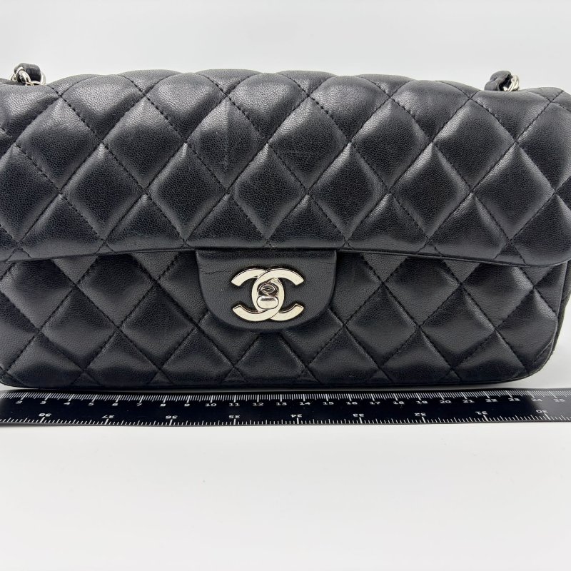 Chanel Classic Flap 單肩腋下包-5