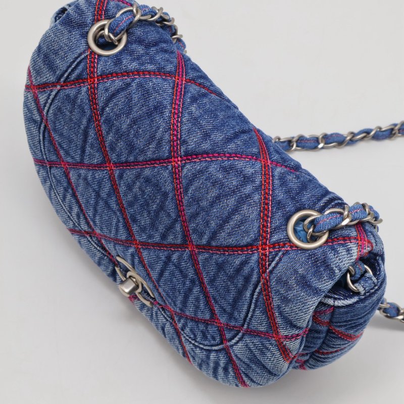 CHANEL 菱格紋牛仔馬鞍包-4