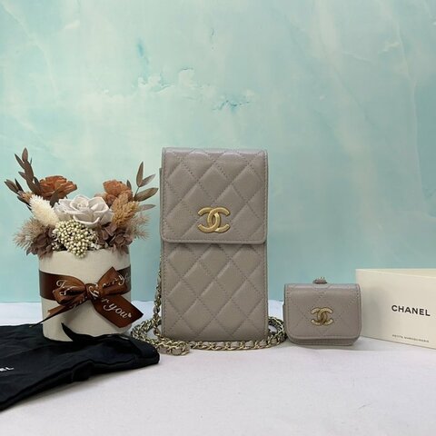 CHANEL 22C二合一手機耳機包