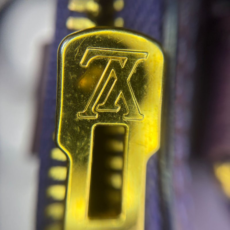 Louis Vuitton Alma BB 貝殼包-14