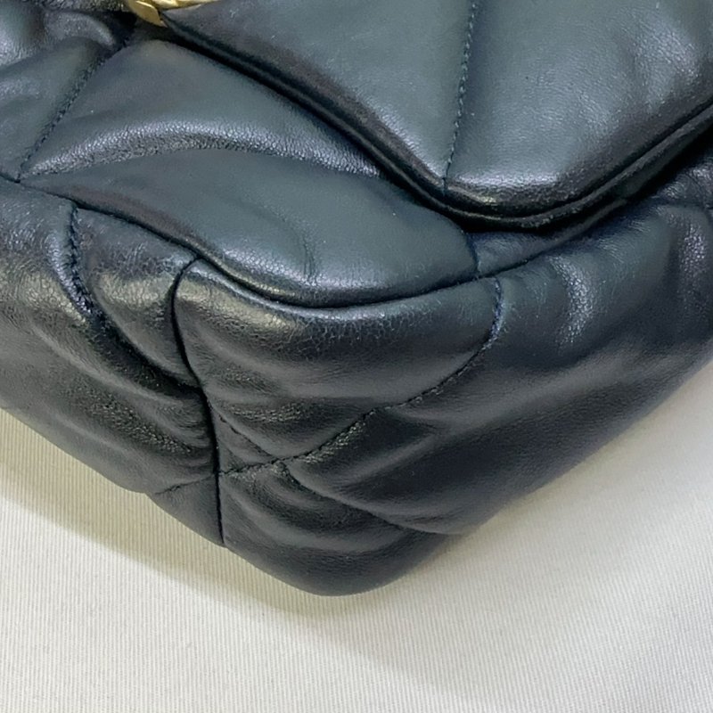 CHANEL 深藍黑色19包-7