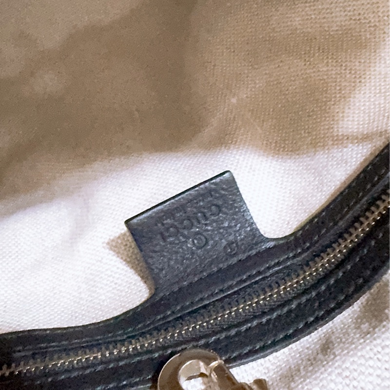 全新未使用Gucci 流蘇托特包（黑色）-15