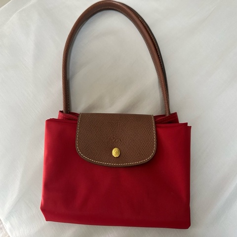 Longchamp 紅色長背帶（尼龍）