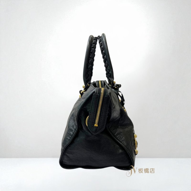 JY0355-Balenciaga 黑色油蠟皮金釦機車包-1