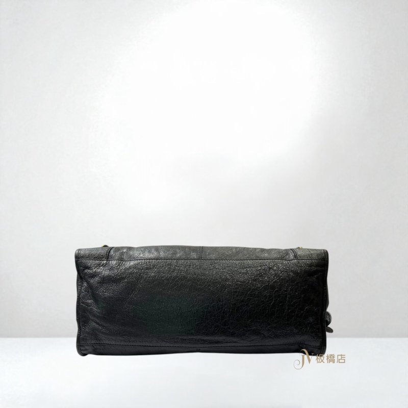 JY0355-Balenciaga 黑色油蠟皮金釦機車包-4