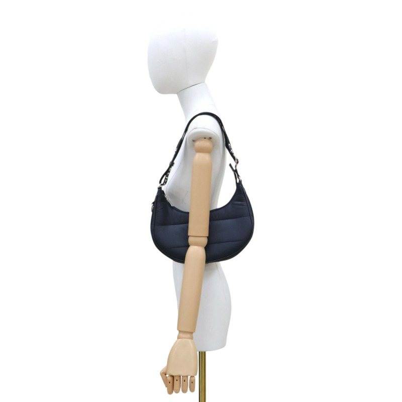 黑色 尼龍 Ava Medium 肩背包【CELINE 賽琳】 196972DLOI-9