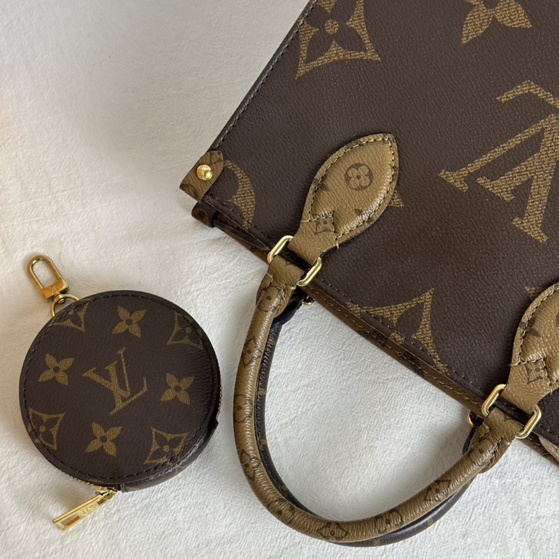 LOUIS VUITTON On the go - PM拚色-9