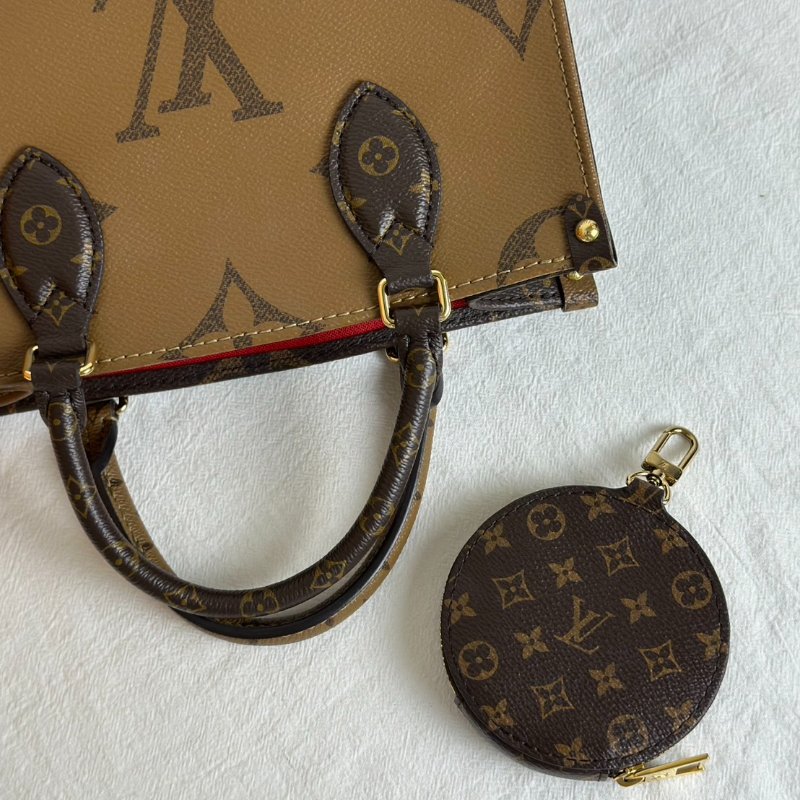 LOUIS VUITTON On the go - PM拚色-10