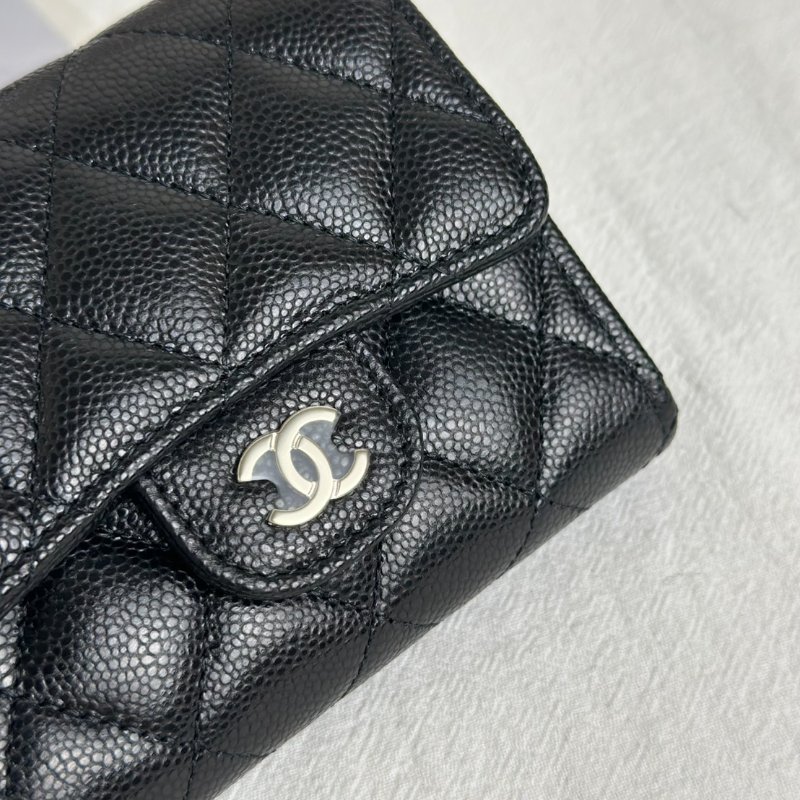 CHANEL 經典口蓋三折零錢袋短夾 - 黑金-4