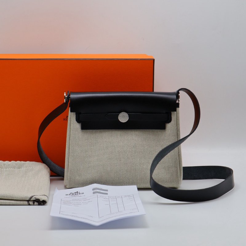 HERMES Herbag zip 20 - 黑銀 K-19